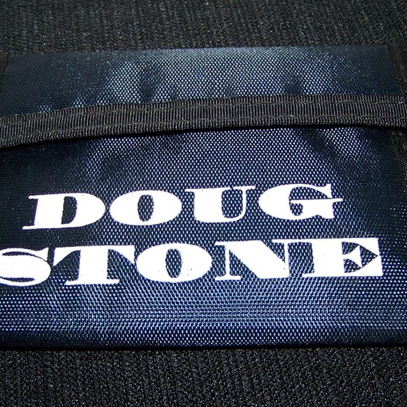 Rare DOUG STONE "Addicted To A Dollar" WALLET Promo Epic Records - Picture 2 of 4